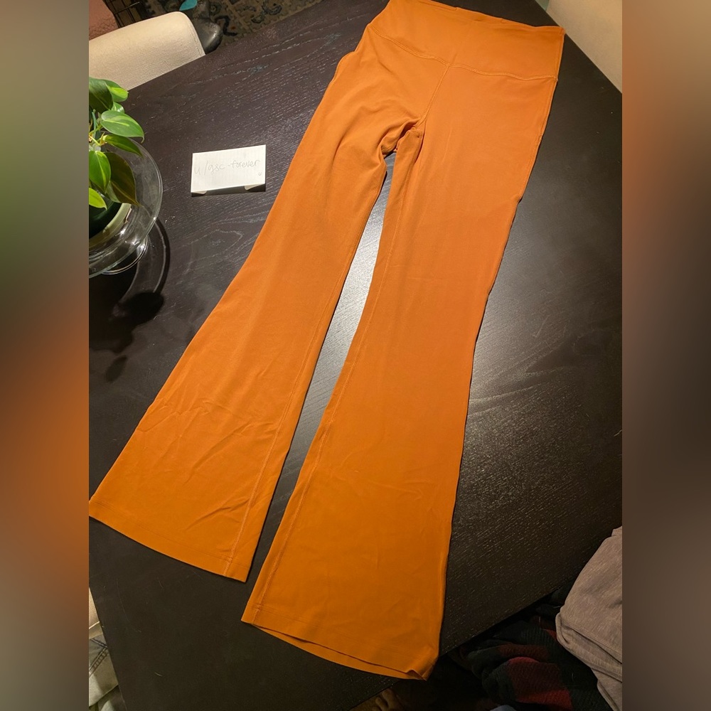 lululemon shr groove pant nulu - size 8 - butternut brown - nwot